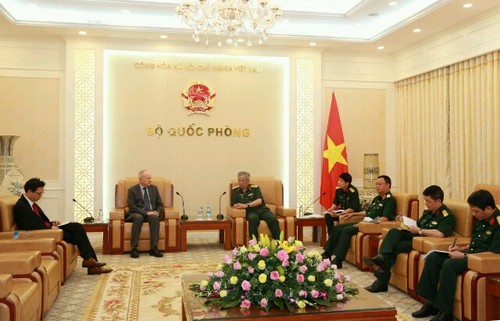 Vietnamesisches Verteidigungsministerium wird Qualität des Shangri-La-Dialogs 2016 verbessern - ảnh 1
